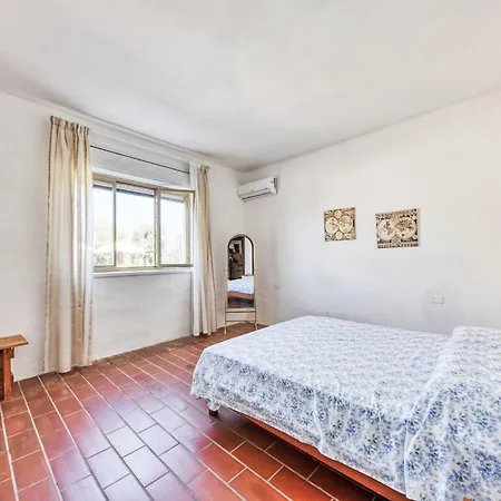 Giugio By Interhome * Floridia