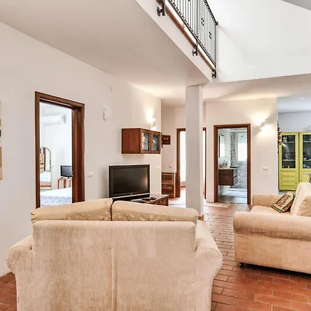 Villa Giugio By Interhome